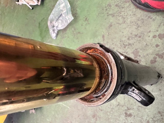 ☆Ｆフォークのオーバーホール☆